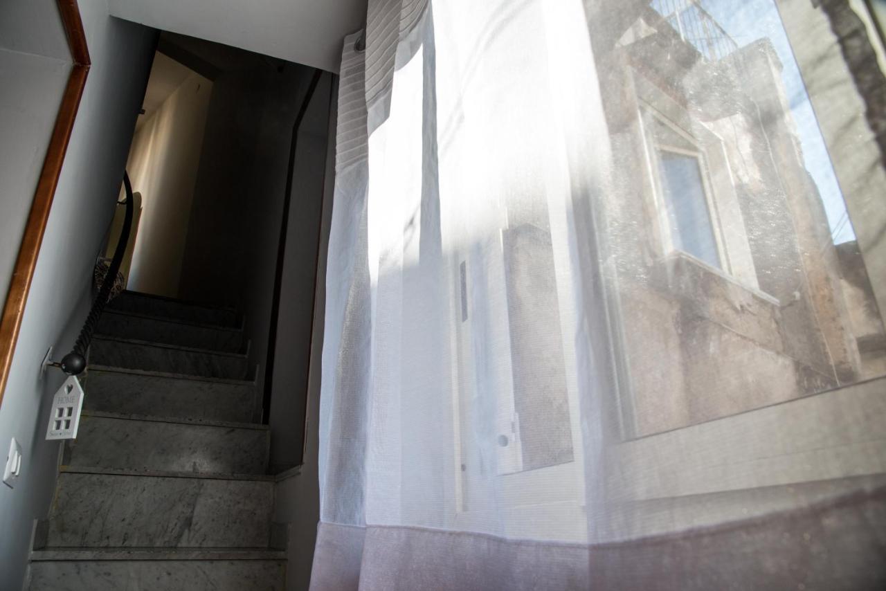 شقة Castel Capuano Flat By Domusextra نابولي المظهر الخارجي الصورة