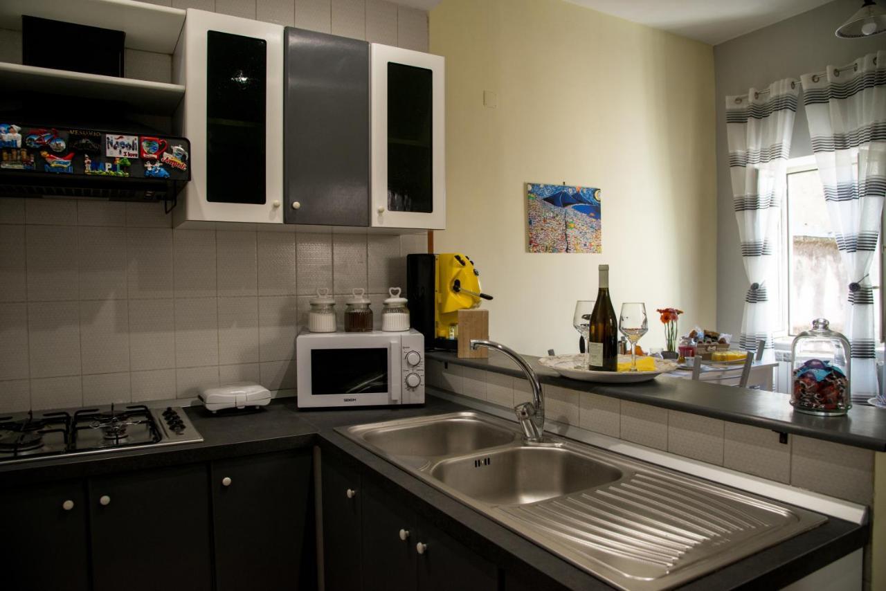 شقة Castel Capuano Flat By Domusextra نابولي المظهر الخارجي الصورة